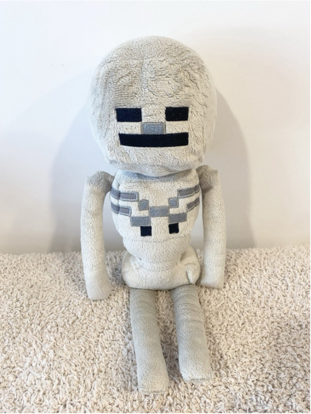 Minecraft Skeleton Plush 14” Gray Stuffed Toy Mojang JINX Video Game Character